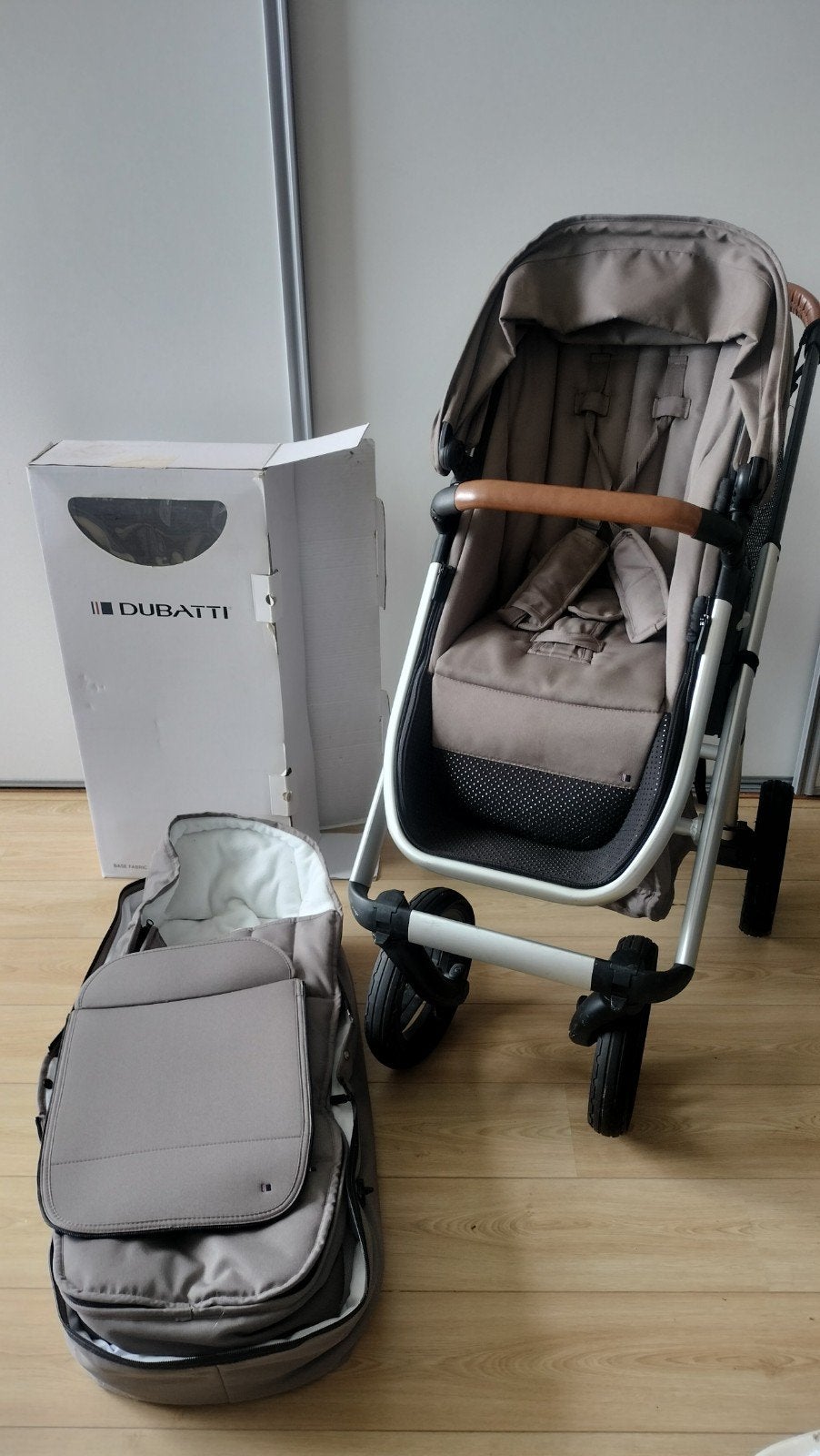 Dubatti kinderwagen met reiswieg, Gebruikt, Combiwagen, Met reiswieg, Ophalen