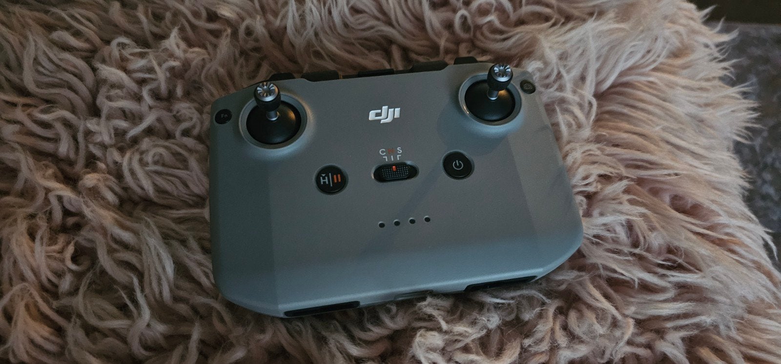 DJI RC-N3 Remote Controller – Zo goed als nieuw

Te koop aan, Ophalen of Verzenden