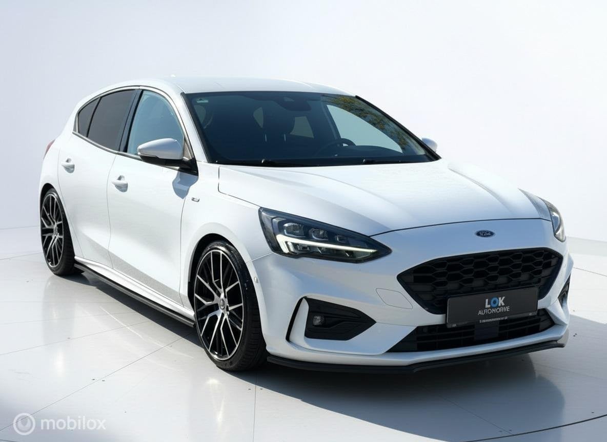 Ford Focus 1.5 EcoBoost ST Line|B&O|HUD|CAMERA|LED|STOELVERW, Stof, Zwart, Wit, Bedrijf