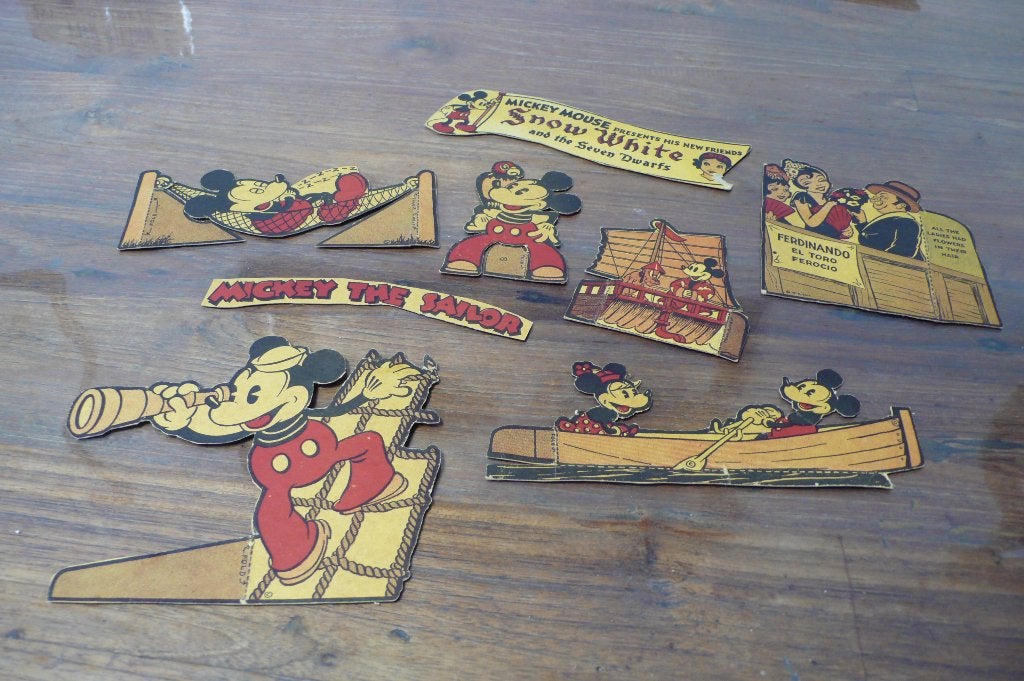 Antiek oud Mickey Mouse uitknippen 1935 Post Toasties, Verzamelen, Disney, Ophalen of Verzenden, Mickey Mouse, Gebruikt, Papier, Kaart of Schrift