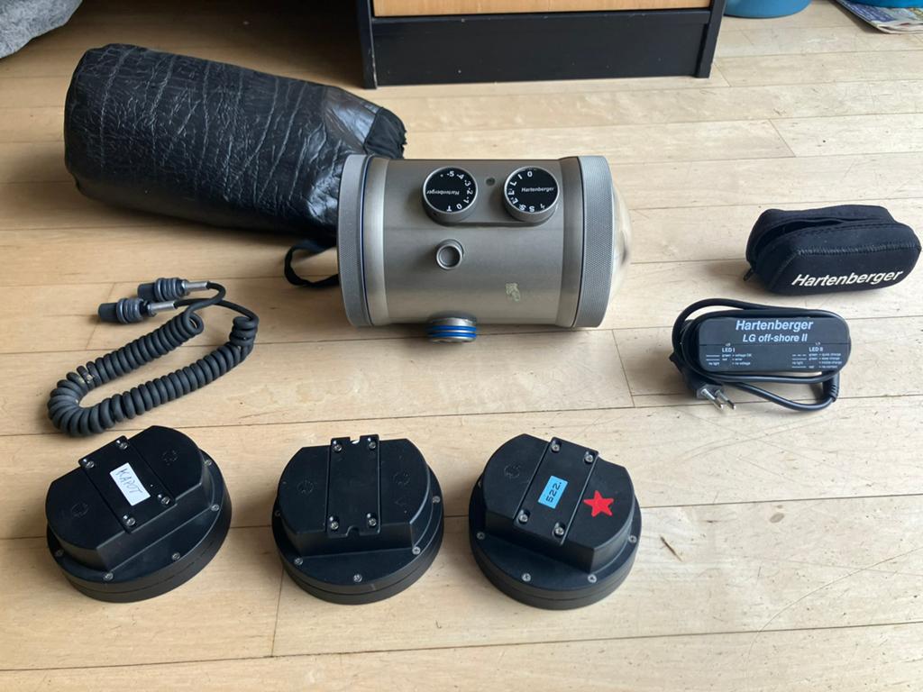 Hartenberger 625 Watt TTL onderwaterflitser plus toebehoor, Ophalen, Gebruikt, Overige merken