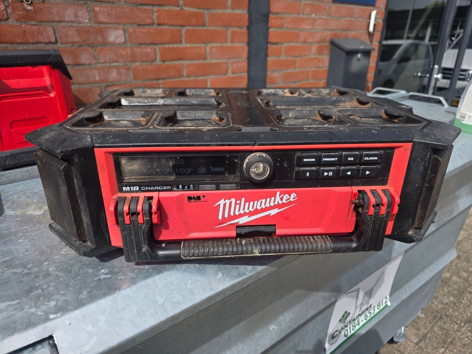 Packout Radio Dab+ met defect - werkt op accu, Ophalen, Niet werkend, Bouwradio