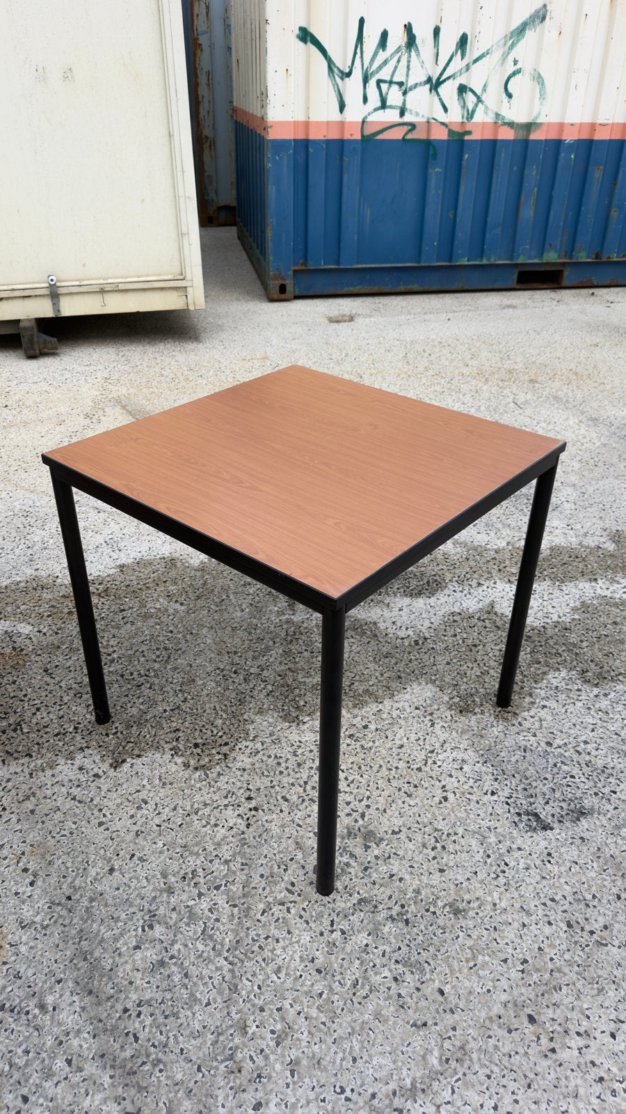 Tafel: 80x80 cm, Ophalen, Gebruikt, 50 tot 100 cm, Vier personen