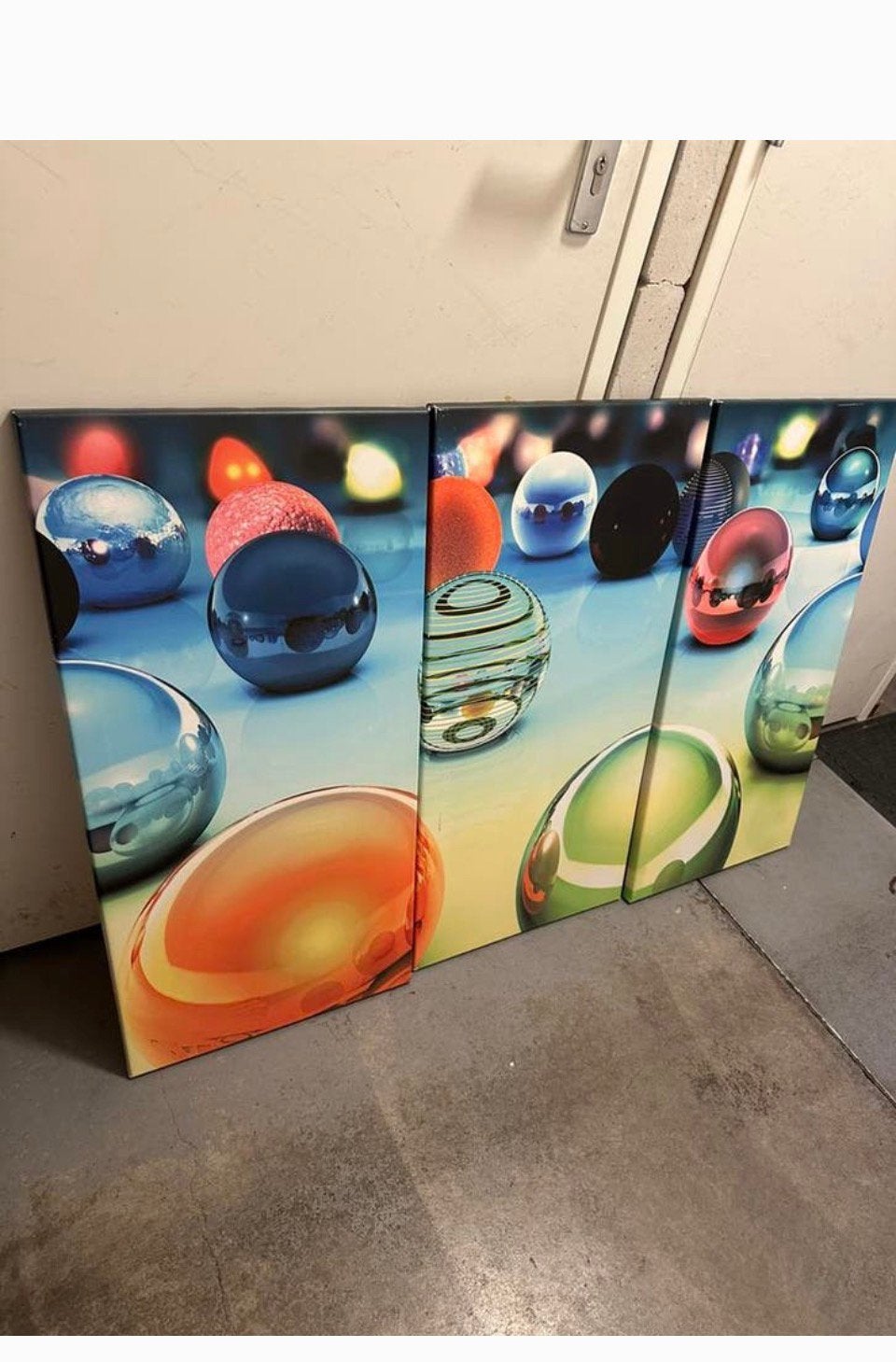 Set van drie canvas kleurige schilderijen., Ophalen, Gebruikt, Schilderij, Hout