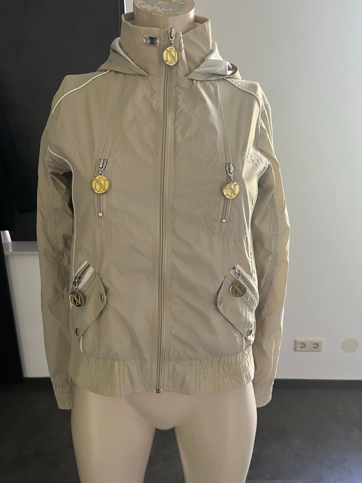 Nickelson jasje maat S, Ophalen of Verzenden, Zo goed als nieuw, Maat 36 (S), Beige