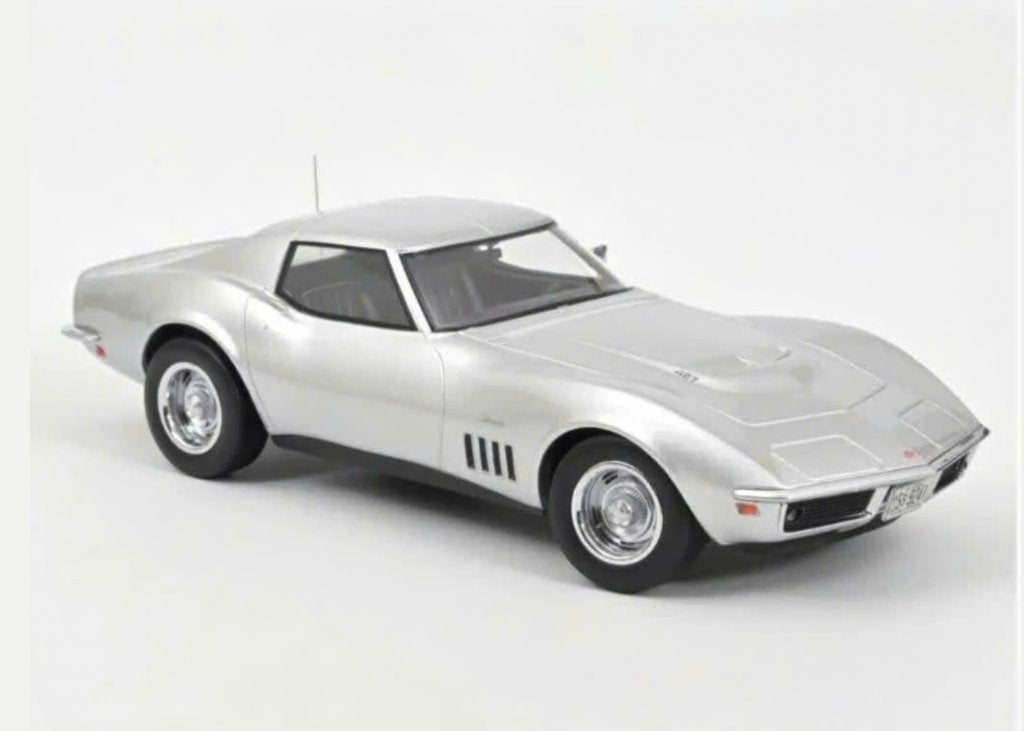 Chevrolet Corvette Coupe 1969 zilver 1/18 NOREV ref. 189032