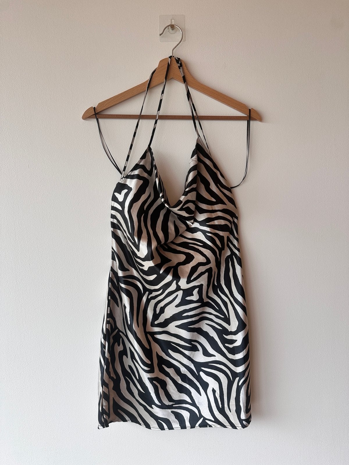 Zomerjurkje H&M zebra, Zwart, Ophalen of Verzenden, Zo goed als nieuw, Maat 36 (S)
