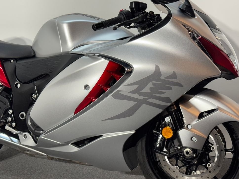 SUZUKI GSX-R 1300 HAYABUSA (bj 2023), SUZUKI, Motorrijbewijs A, Bedrijf, Onbekend