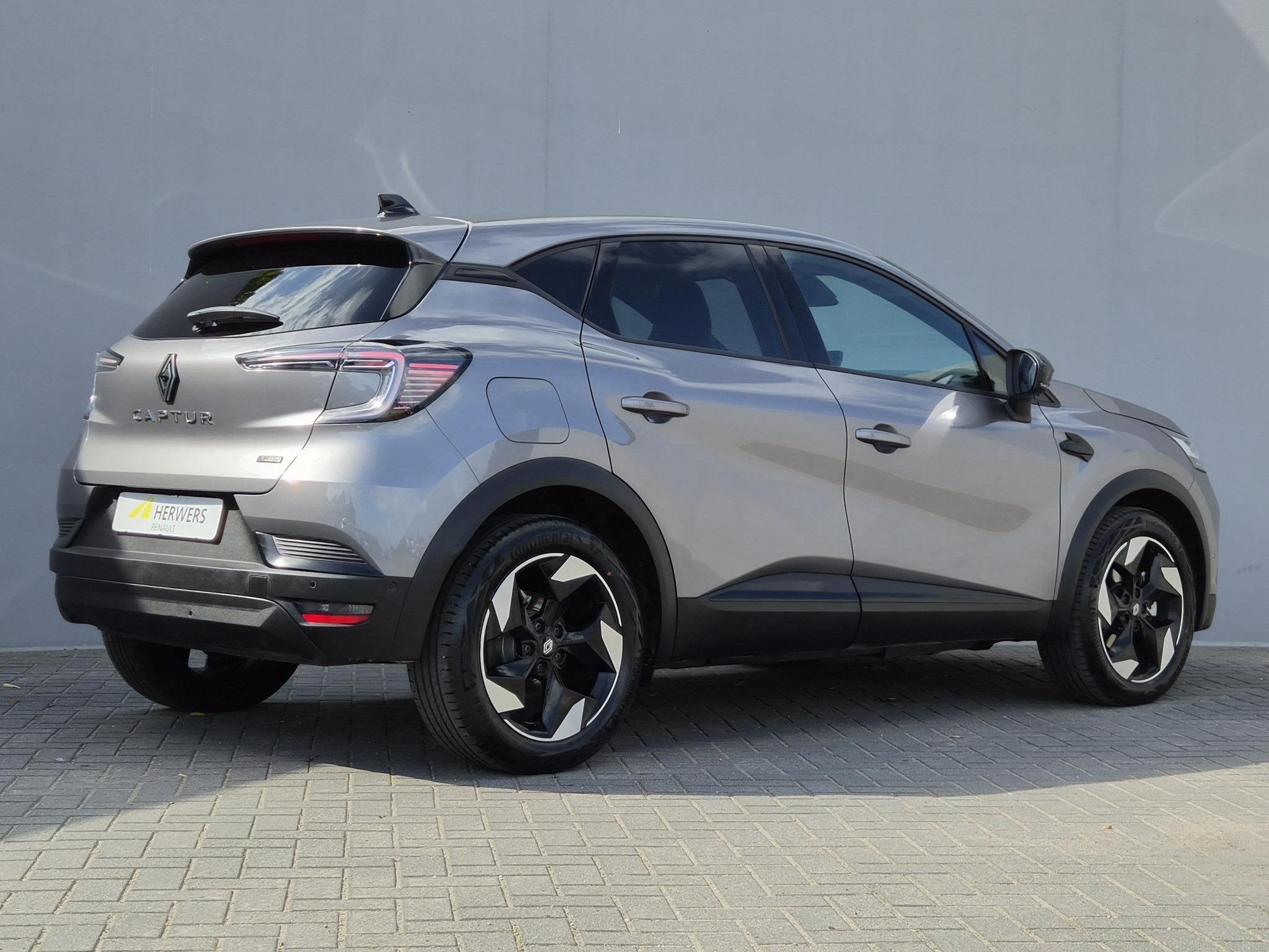 Renault Captur 1.8 E-Tech full hybrid 160 techno / Fabrieksg, Auto's, 4 cilinders, Leder en Stof, Bedrijf, Hybride Elektrisch/Benzine