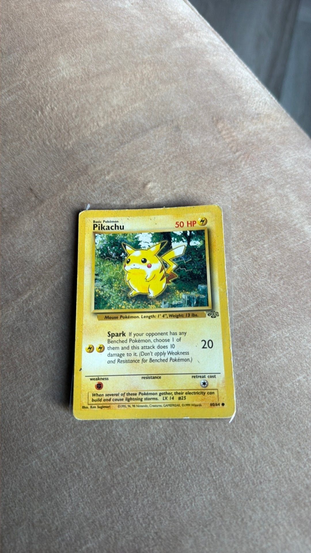 Pikachu 60/64 1995, Hobby en Vrije tijd, Verzamelkaartspellen | Pokémon, Ophalen, Zo goed als nieuw