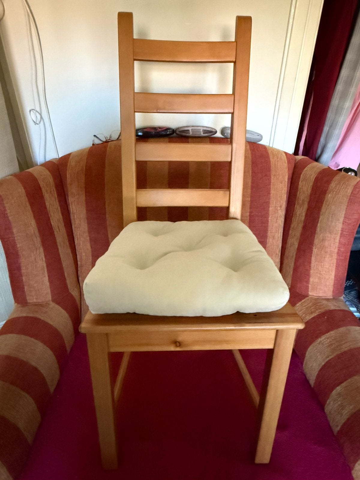 6 IKEA Caustby eetkamerstoelen met kussen in perfecte staat!, Ophalen, Overige kleuren, Zo goed als nieuw, Vijf, Zes of meer stoelen