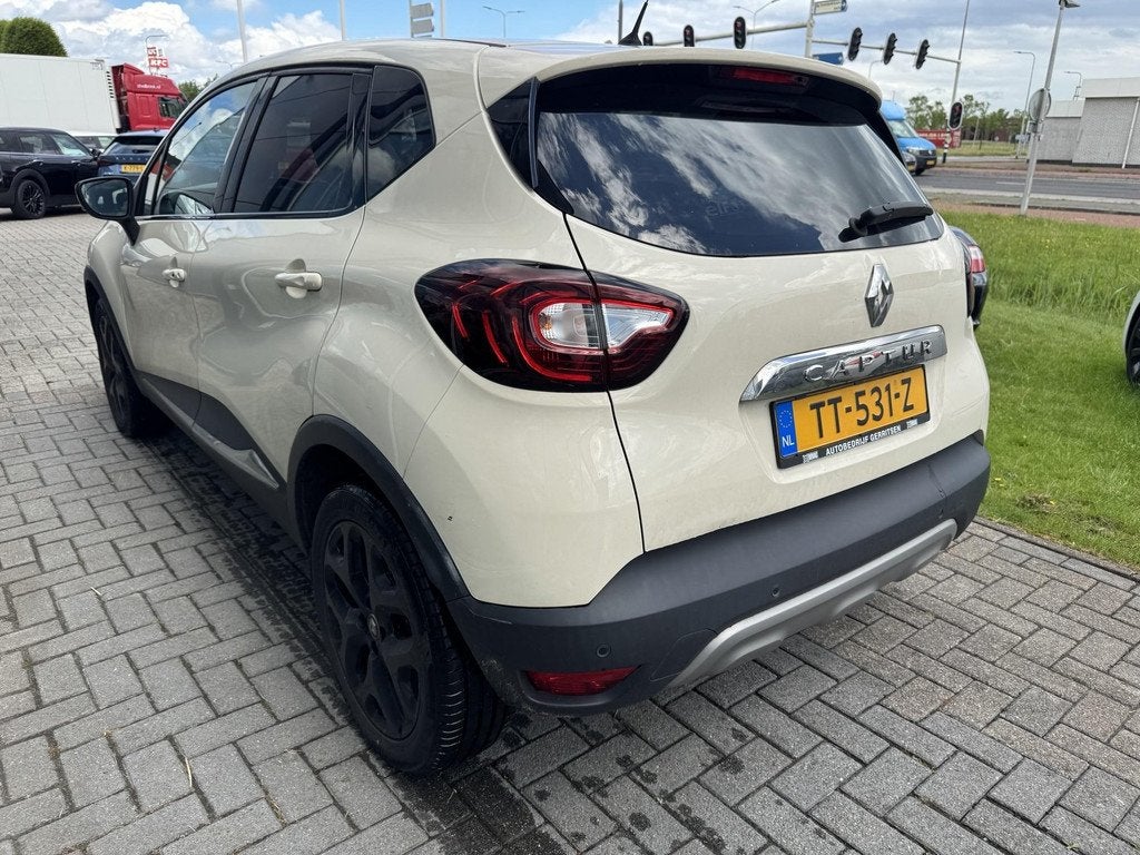 Renault Captur 0.9 TCe Intens |Carplay|keyless entry|LED kop, Auto's, Renault, Voorwielaandrijving, 898 cc, Stof, Gebruikt