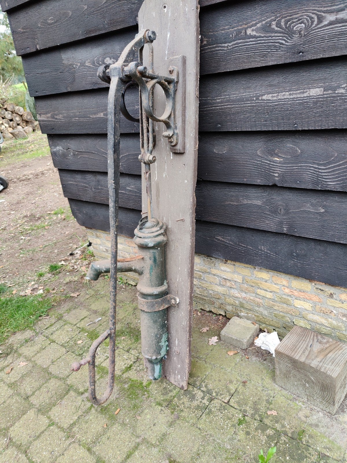 Antieke smeed ijzer en zinken waterpomp - Decoratief, Ophalen, Gebruikt