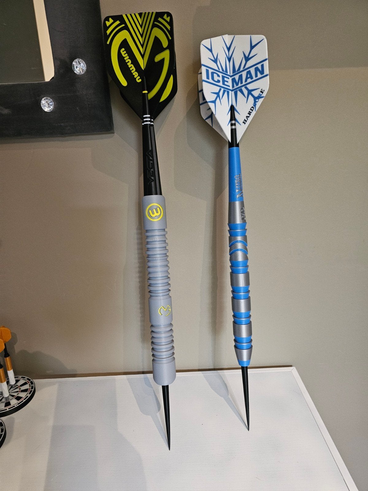 Grote Dartpijlen 1m - Diverse Spelers & Designs, Sport en Fitness, Darts, Ophalen of Verzenden, Nieuw, Overige typen