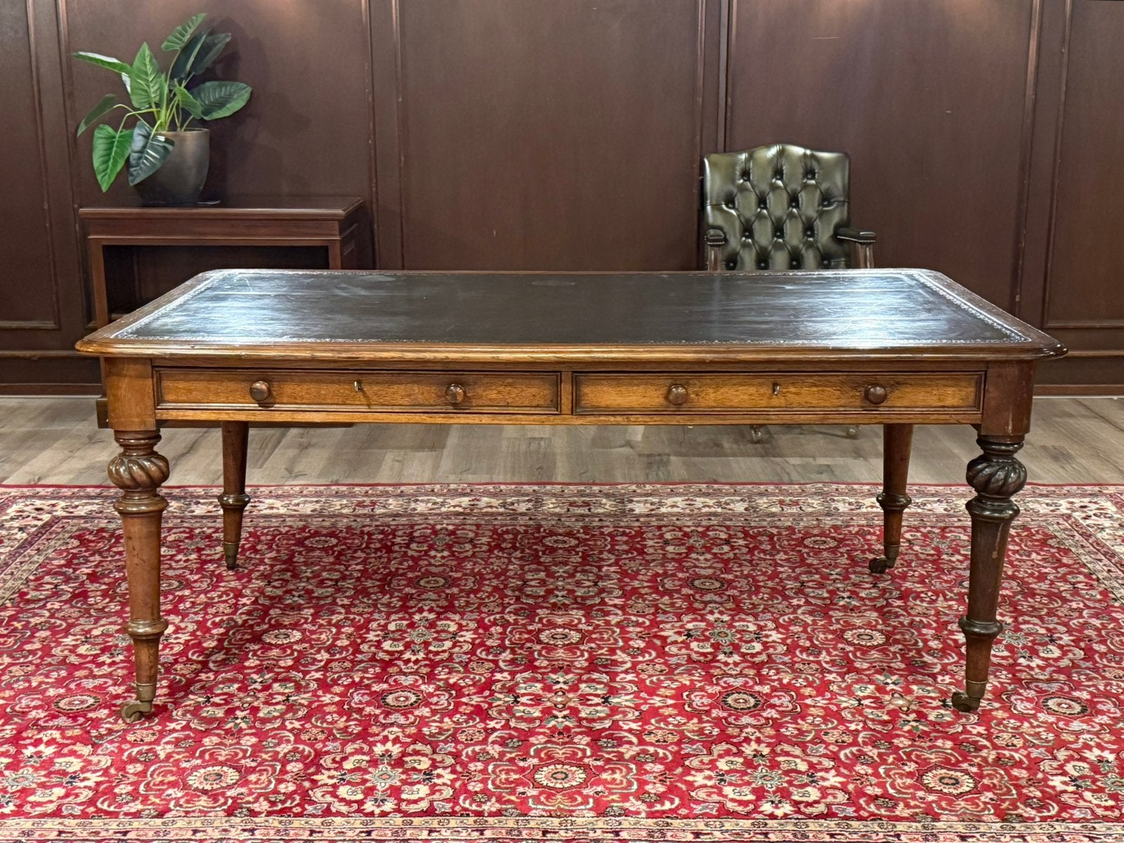 Antiek klassiek Engels bureau (schrijftafel) #686, Huis en Inrichting, Bureaus, Overige typen, Hout, Bruin, Ophalen of Verzenden