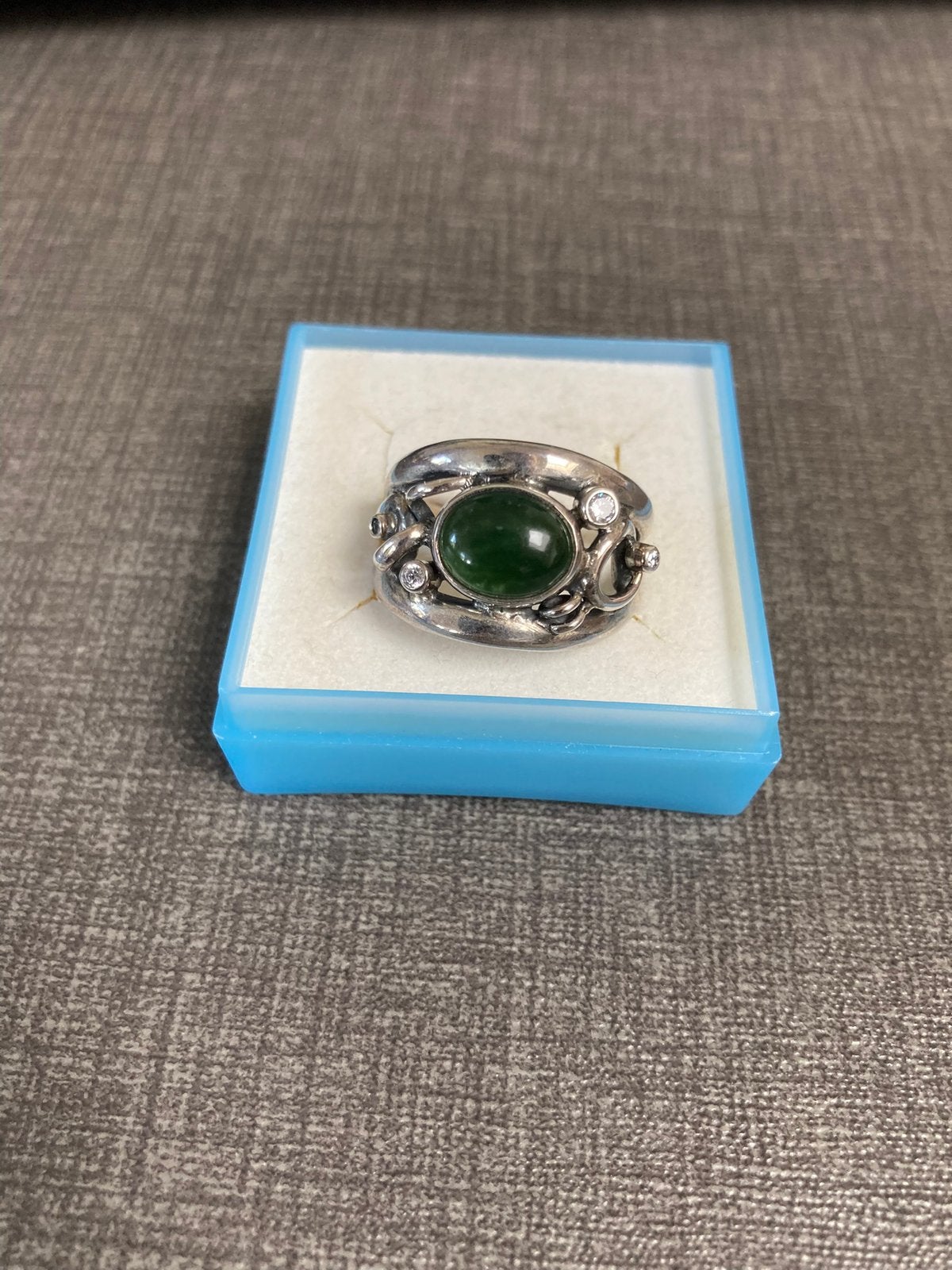 Rabinovich ring met groene serpentijn maat 58, Sieraden, Tassen en Uiterlijk, Nieuw, Ophalen of Verzenden, 17 tot 18, Dame