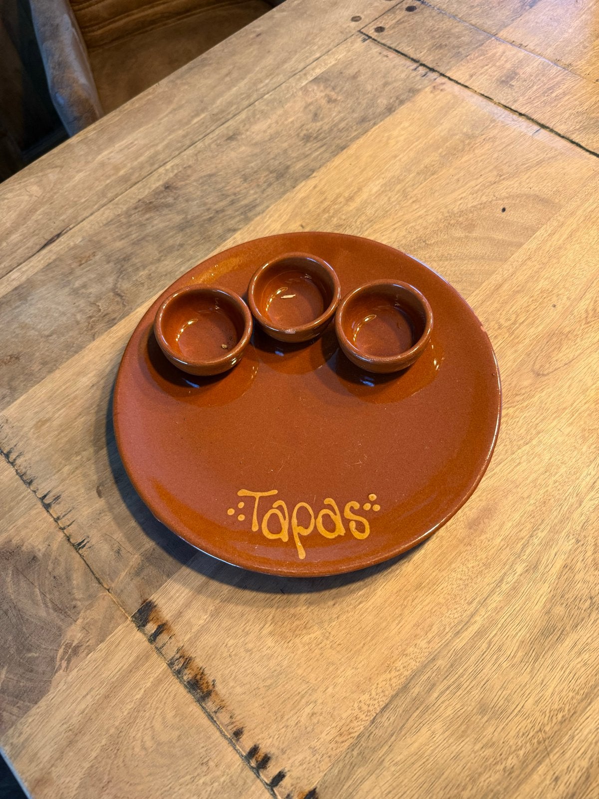 Terracotta Tappasschaal met 3 schaaltjes - 26 cm, Ophalen, Gebruikt, Aardewerk, Schaal of Schalen