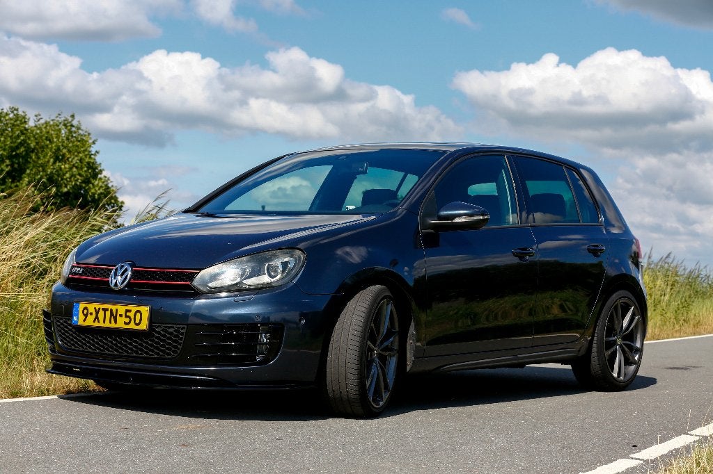 Volkswagen Golf 6 1.4 TSI Highline NIEUWE DSG+APK, Stof, Zwart, 4 cilinders, Blauw