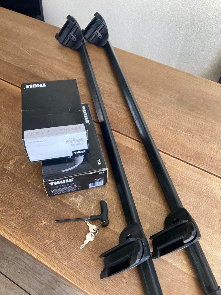 Thule dakdragers Renault Kadjar gesloten dakrails, Auto diversen, Dakdragers, Ophalen, Zo goed als nieuw