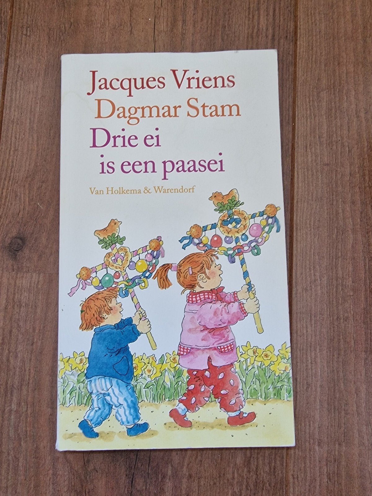 Jacques Vriens - Drie ei is een paasei, Jacques Vriens, Fictie algemeen, Ophalen of Verzenden, Zo goed als nieuw