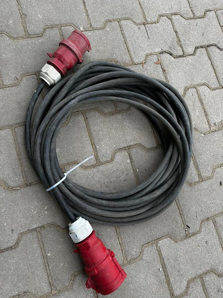 32A krachtstroom verlengkabel 19 meter, Doe-het-zelf en Verbouw, Elektra en Kabels, Ophalen of Verzenden, Zo goed als nieuw, Kabel of Snoer