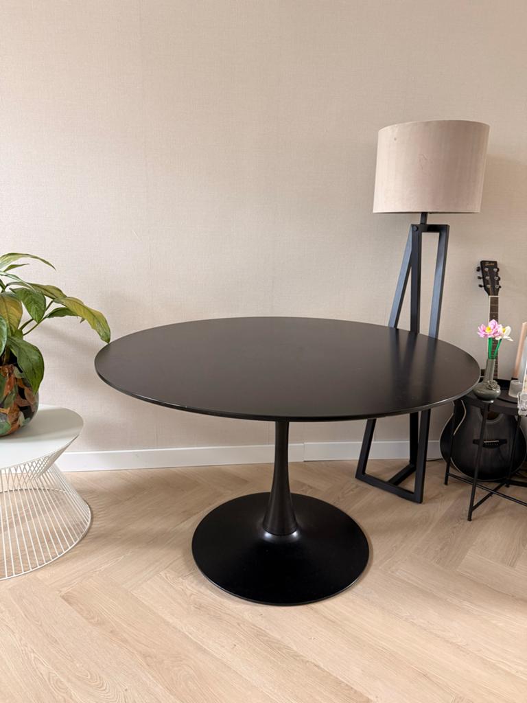 Zwarte ronde eettafel met tulpvoet - Gebruikt, Ophalen, Overige materialen, Gebruikt, 50 tot 100 cm