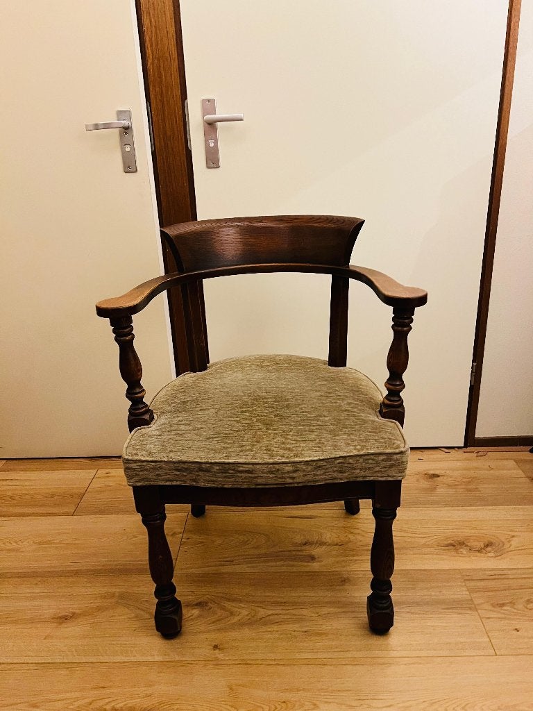 Eiken stoel met armleuning, Huis en Inrichting, Stoelen, Ophalen, Gebruikt, Bruin, Eiken