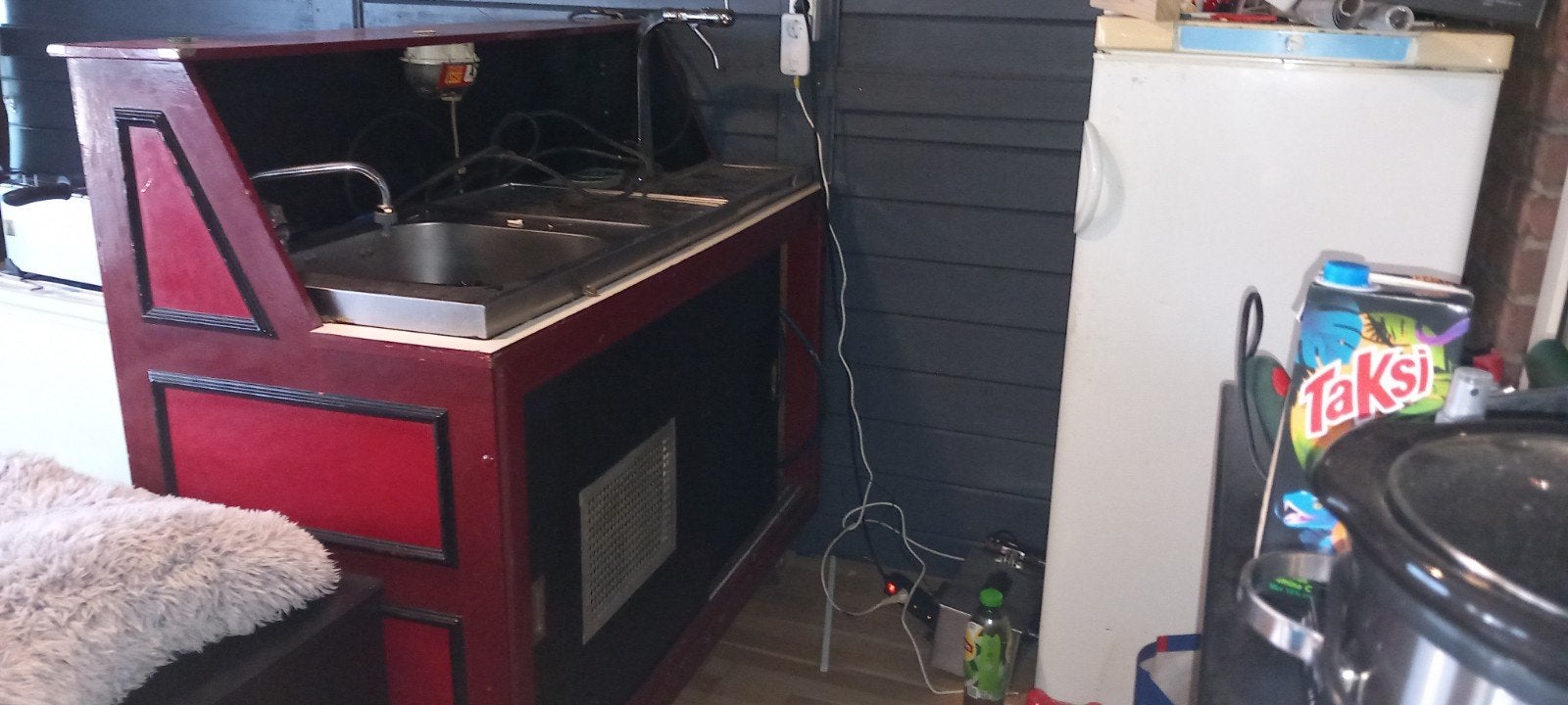 Mobiele bar met tap en spoelbak, Ophalen, Gebruikt, Overige typen