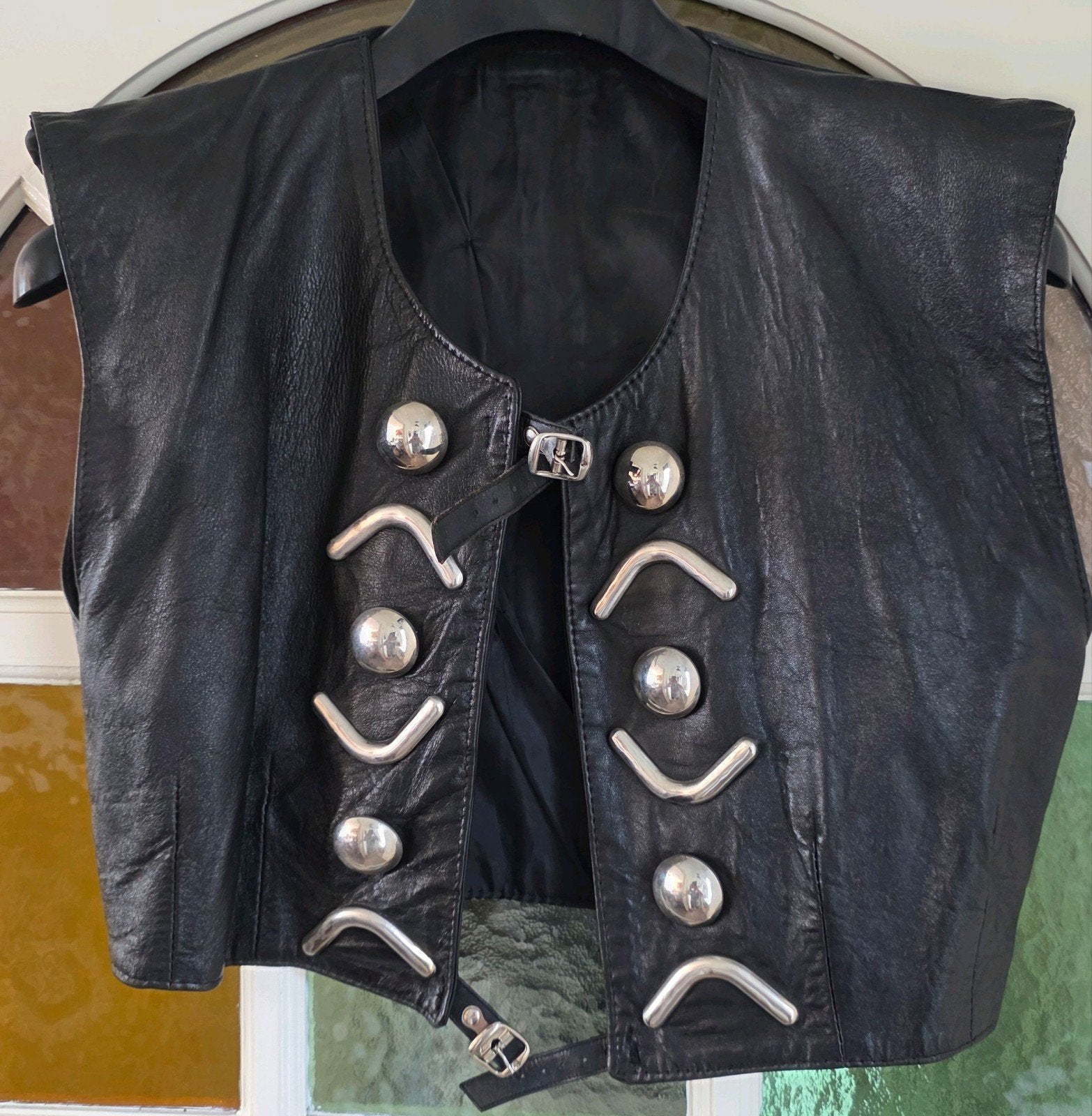 Vintage Leren Cropped Vest met Zilveren Details, Maat 38/40 (M), Zwart, Ophalen of Verzenden, Onbekend