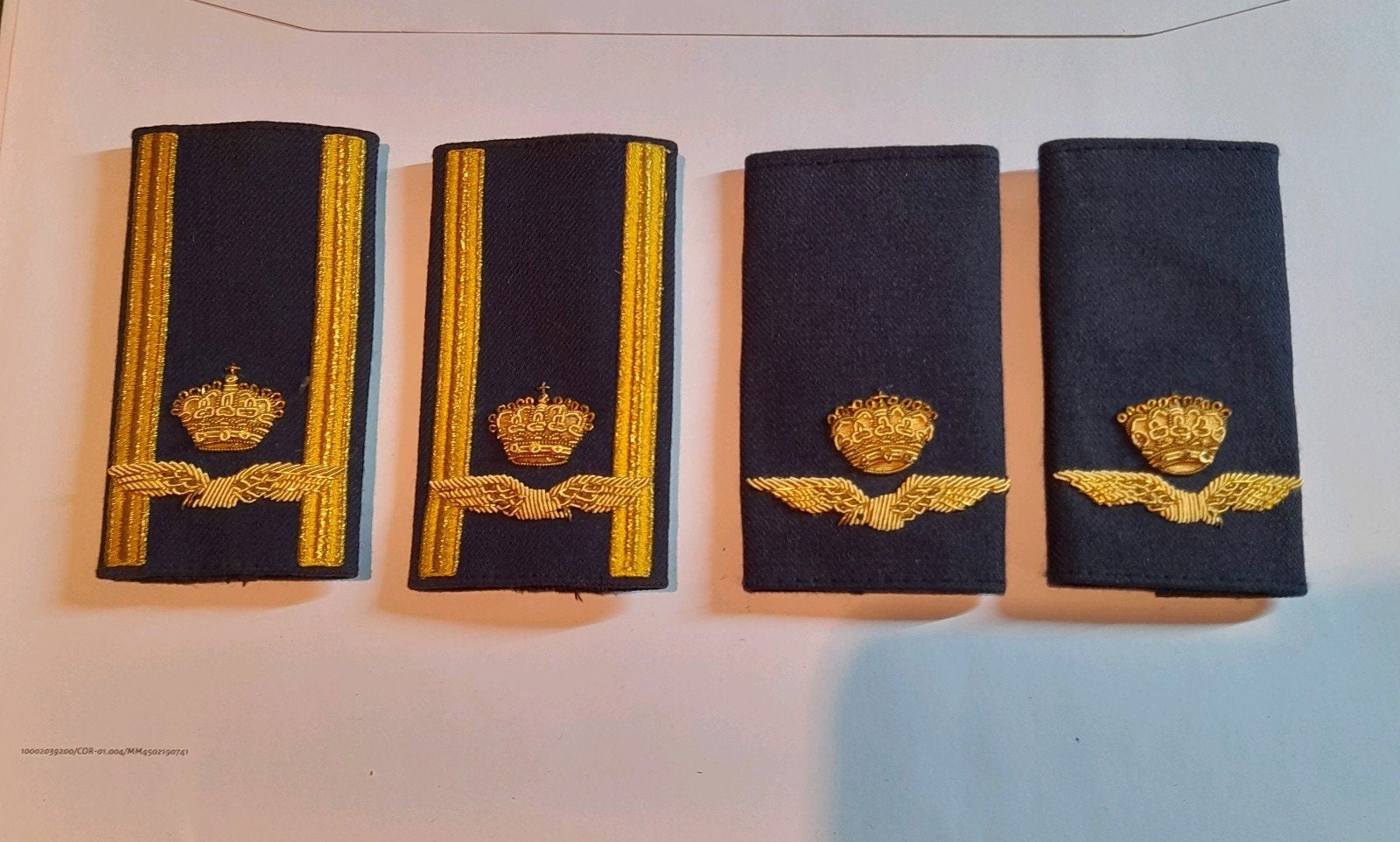 luchtmacht rangen ceremoniële tenue, Ophalen of Verzenden, Luchtmacht, Nederland, Embleem of Badge