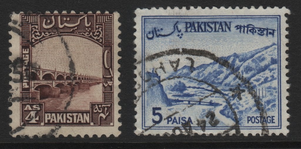 Twee postzegels Pakistan gebruikt (PZ 17), Postzegels en Munten, Postzegels | Azië, Ophalen of Verzenden, Zuid-Azië
