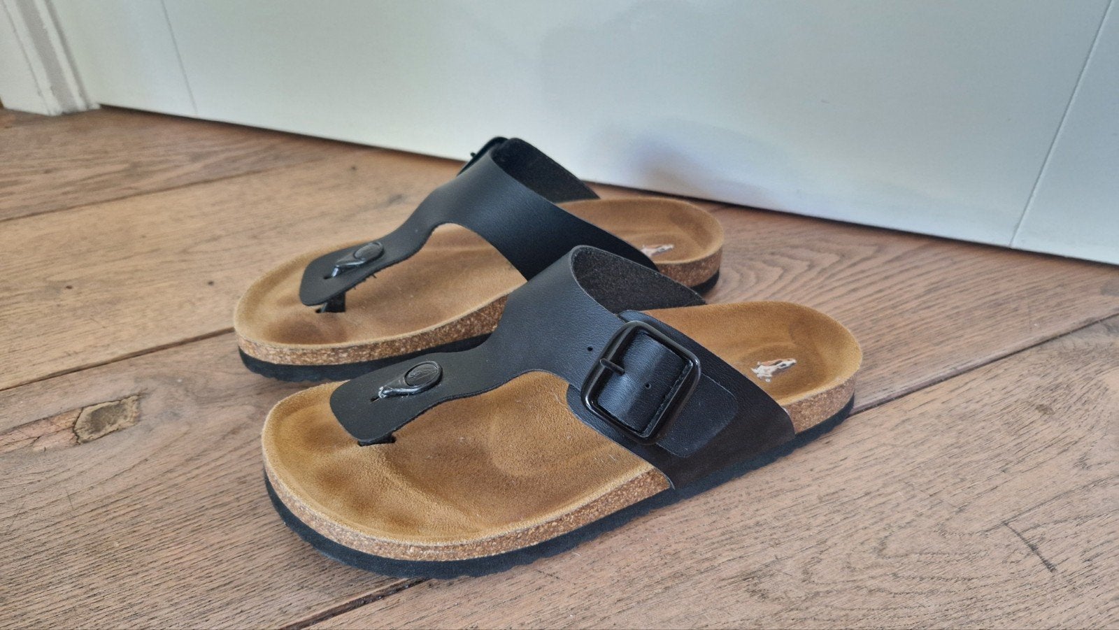 Hush Puppies Zwart maat 38 zgan lijkt op Birkenstock, Zwart, Zo goed als nieuw, Hush Puppies, Sandalen of Muiltjes