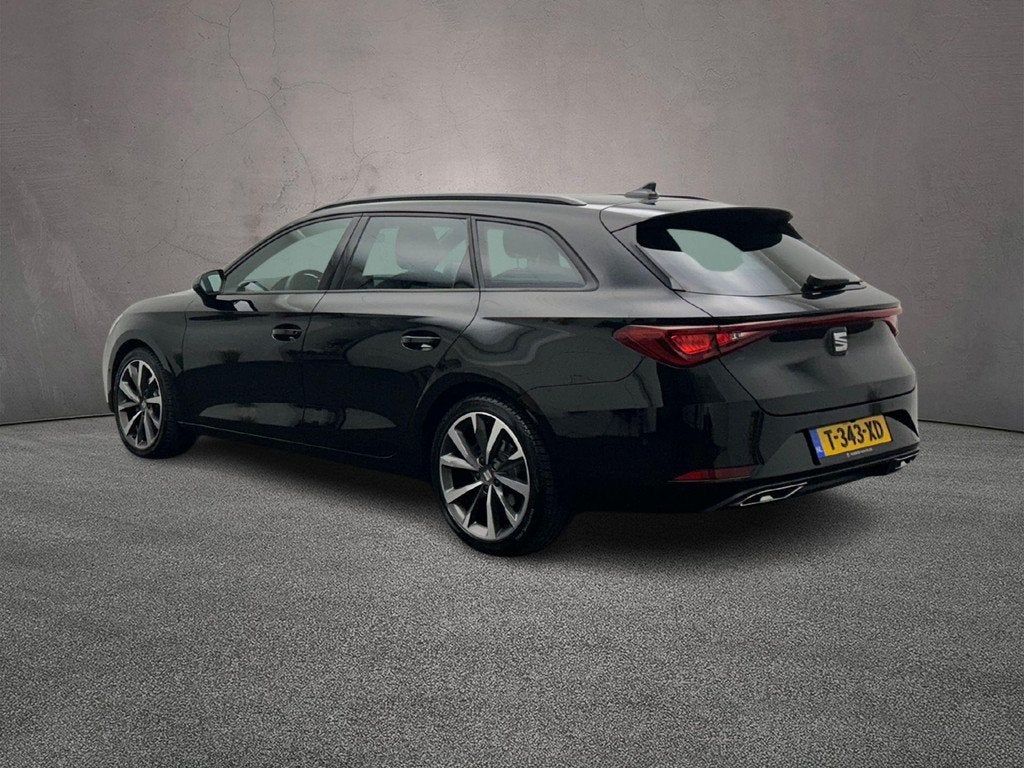 SEAT Leon Sportstourer FR Business Intense 1.5 TSI 150pk DSG, Auto's, Seat, Stof, 4 cilinders, Leon, Zwart