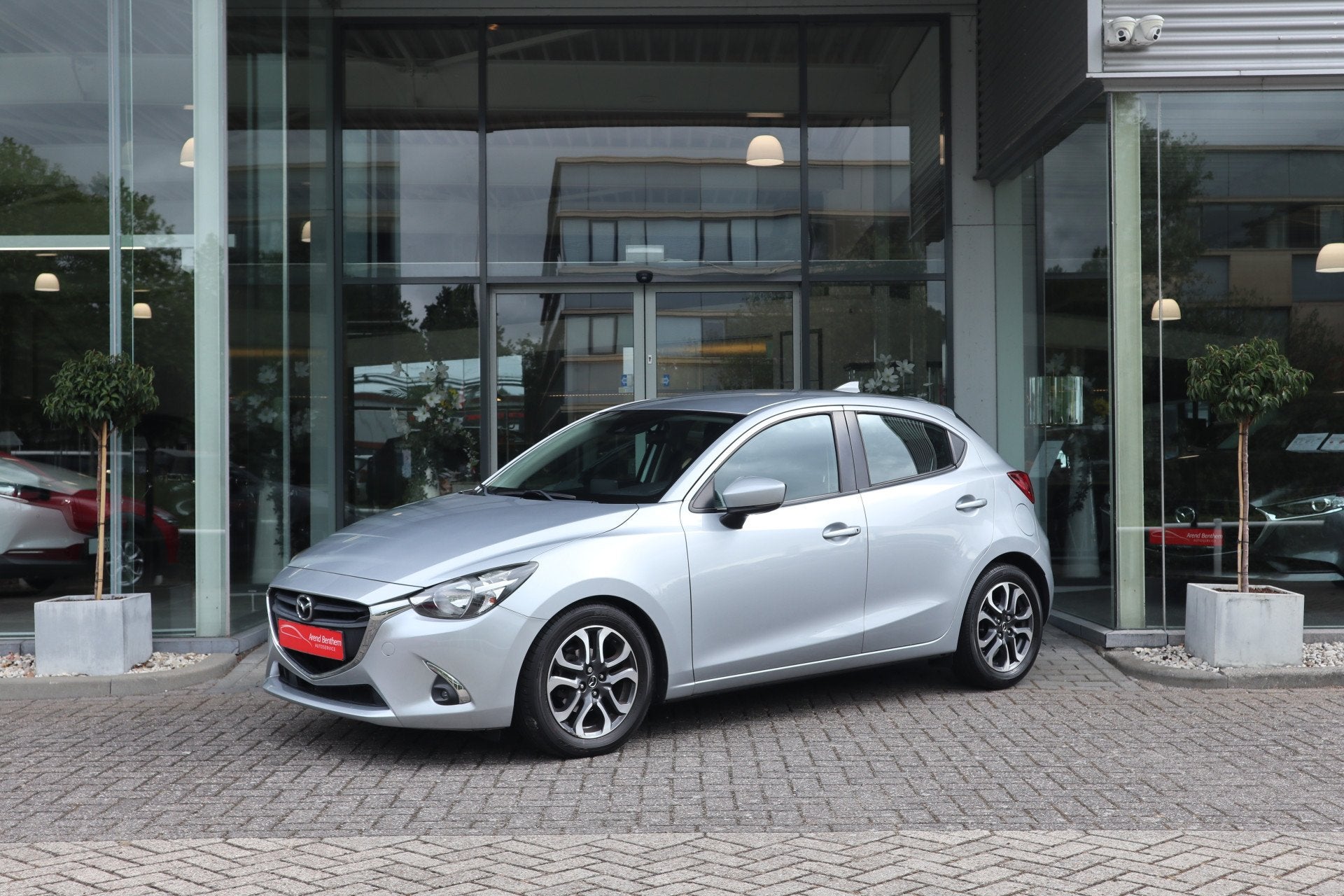 Mazda 2 1.5 Skyactiv-G Dynamic+ Airco / Cruise / Navi / LM-V, Auto's, Mazda, Voorwielaandrijving, Gebruikt, 4 cilinders, Origineel Nederlands