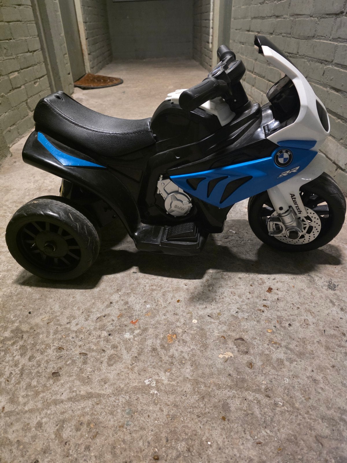 BMW S1000RR elektrische kindermotor, Kinderen en Baby's, Speelgoed | Buiten | Voertuigen en Loopfietsen, Ophalen of Verzenden