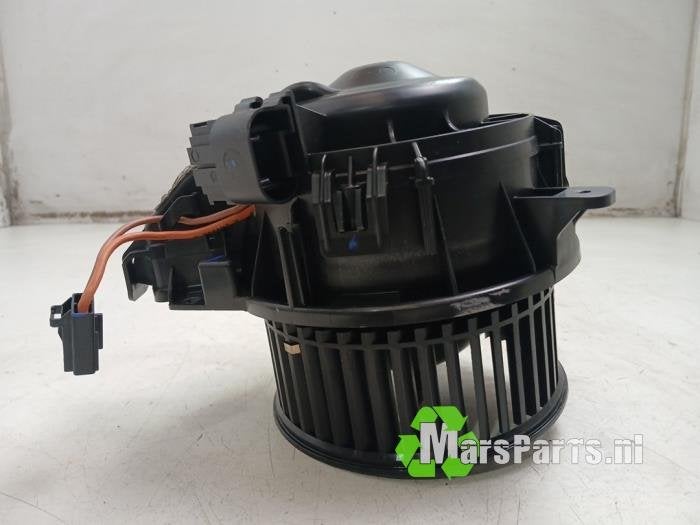 Kachel Ventilatiemotor van een Volkswagen T-Cross, Gebruikt, -, Volkswagen, -