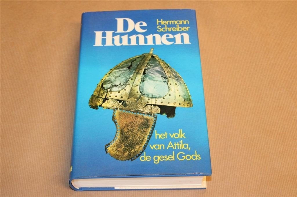 De Hunnen — Het Volk van Attila, de Gesel Gods, Ophalen of Verzenden, Gelezen, Europa