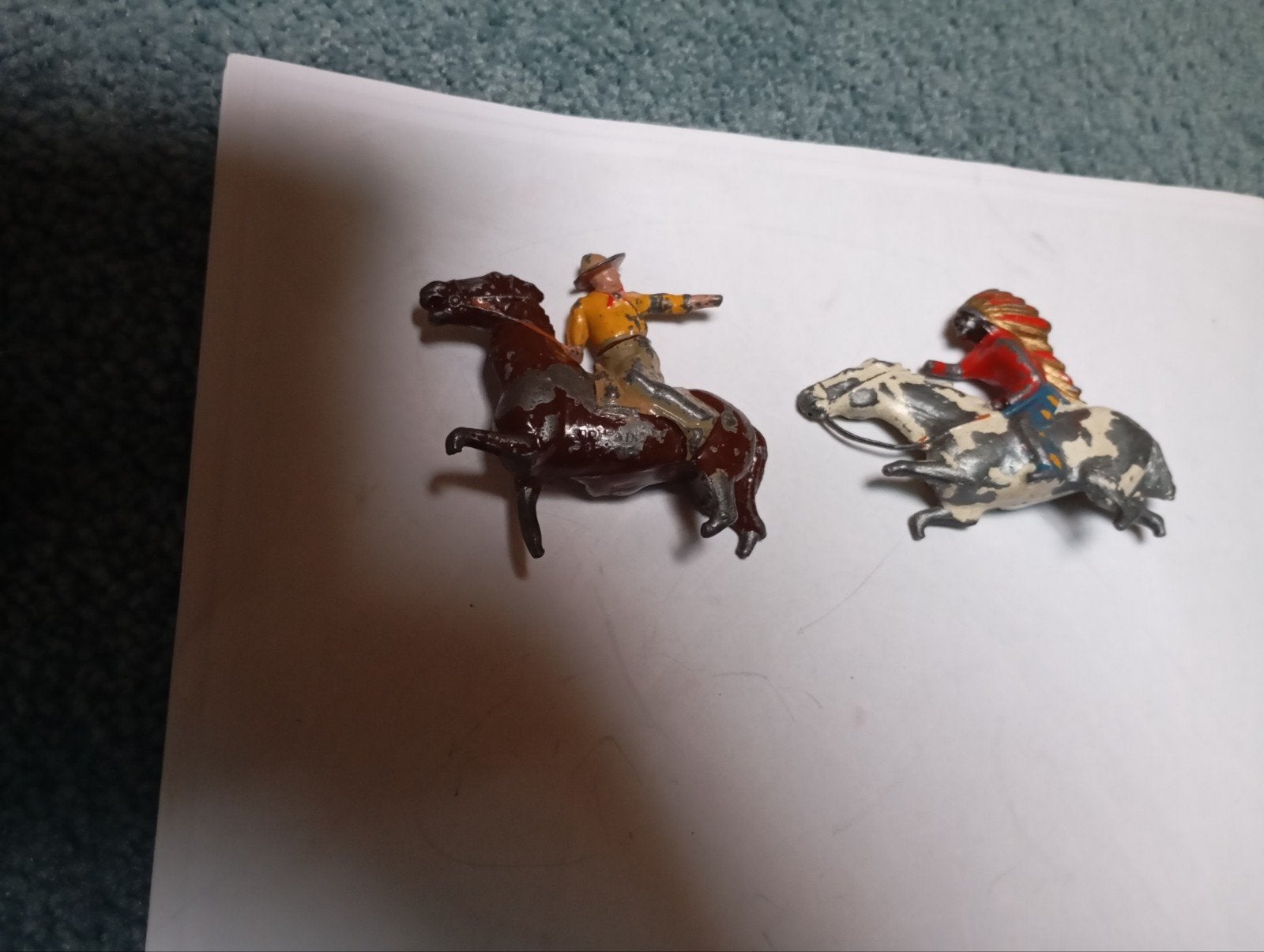 Vintage Indiaan+ Cowboy Tin Britain, Ophalen of Verzenden