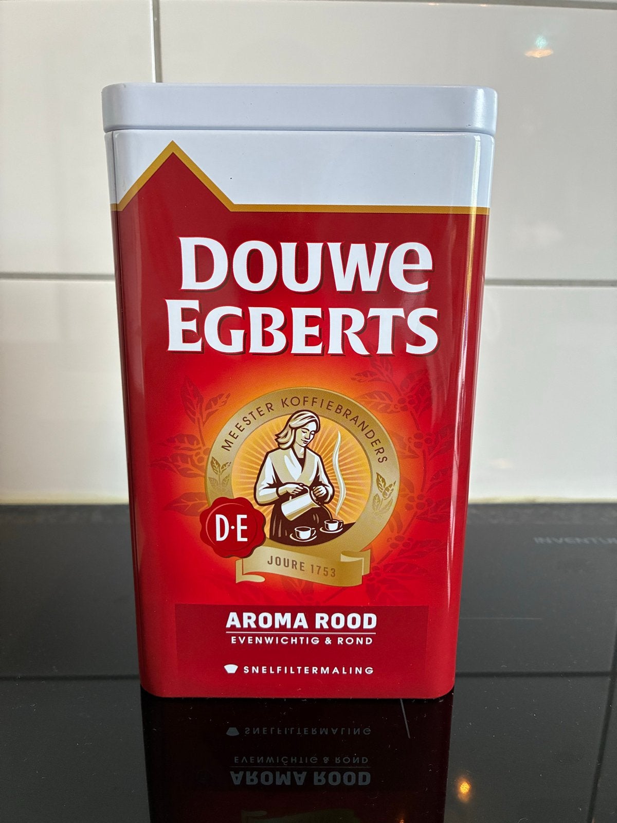 Douwe Egberts Aroma Rood bewaarblik met duizenden punten, Ophalen of Verzenden, Gebruikt, Verpakking