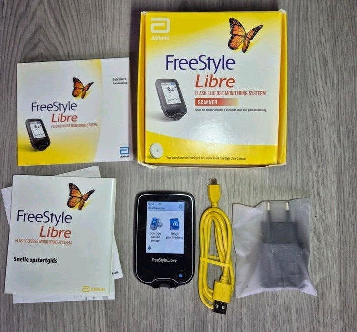Abbott FreeStyle Libre Scanner, FreeStyle Libre 2 Reader, Ophalen of Verzenden, Zo goed als nieuw