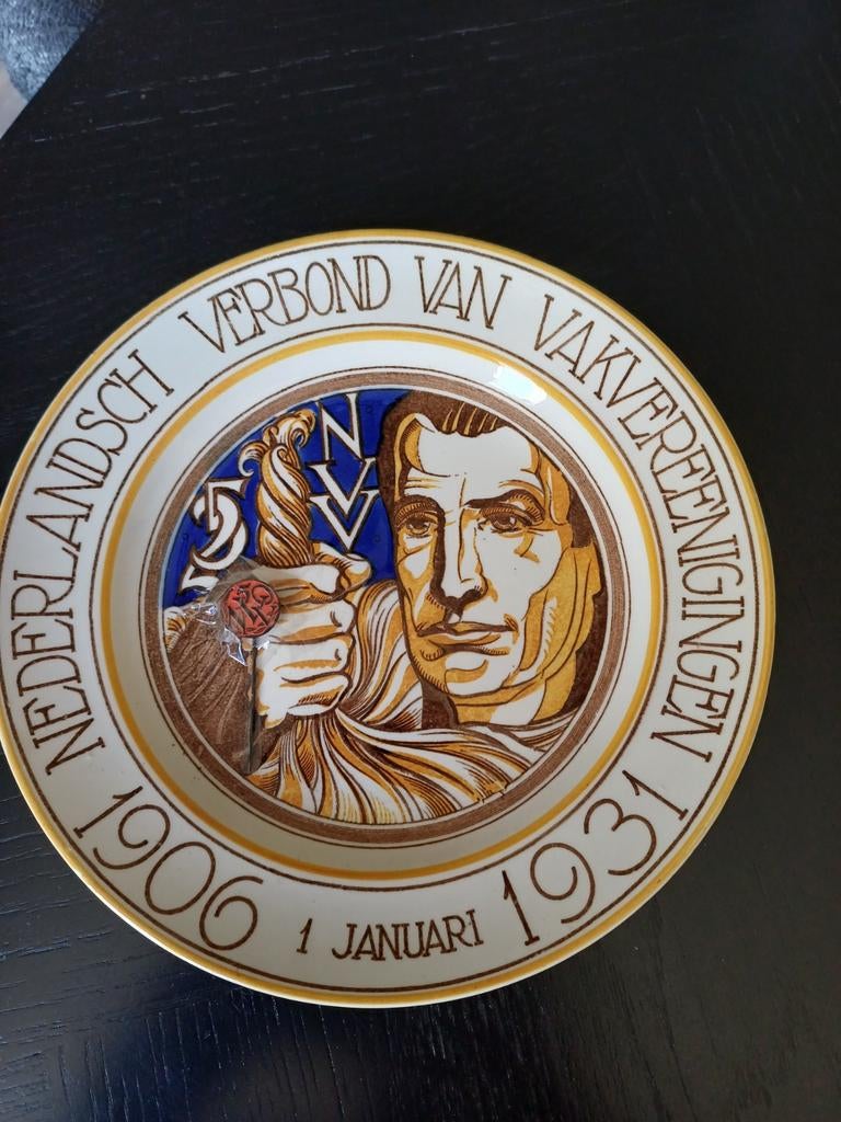 NVV Herdenkingsbord 1906-1931 - De Sphinx Maastricht, Antiek en Kunst, Antiek | Wandborden en Tegels, Ophalen