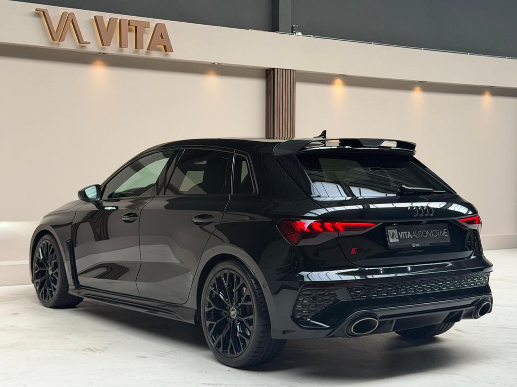Audi A3 Sportback 2.5 TFSI RS 3 quattro ABT|Akra|Pano|B&O|Ca, Automaat, Gebruikt, RS3, Zwart