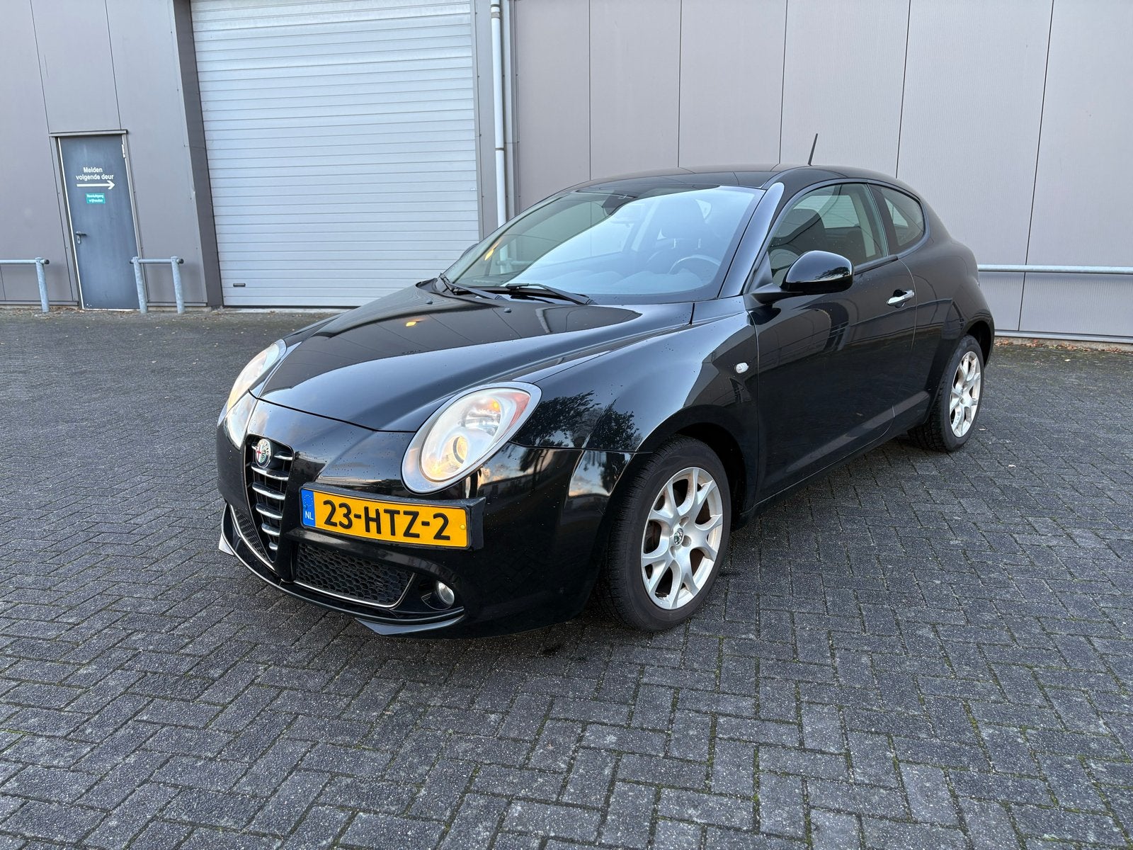 Alfa Romeo MiTo 2009 -APK 07-2027-, Auto's, Voorwielaandrijving, Elektrische ramen, Stof, Zwart