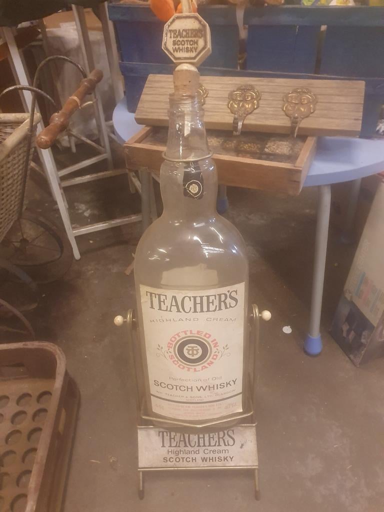 Vintage Teacher's Scotch Whisky Fles met Dispenser, Antiek en Kunst, Ophalen