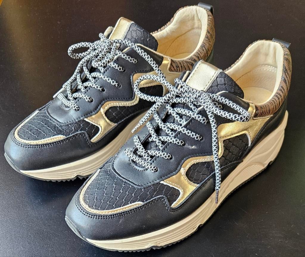Nieuwe Hush Puppies leren sneakers mt 42, Kleding | Dames, Schoenen, Zwart, Nieuw, Ophalen of Verzenden, Sneakers of Gympen