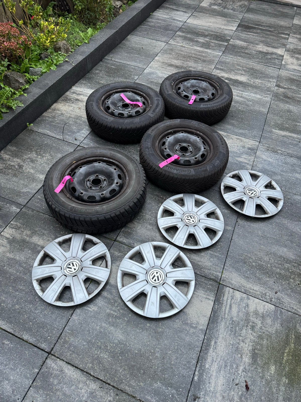 Continental Winterbanden 175/70 R14 met wieldoppen, 14 inch, Gebruikt, 175 mm, Banden en Velgen
