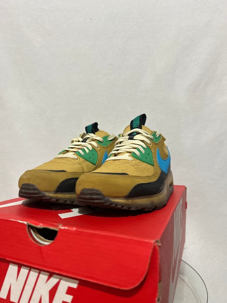 ALS NIEUW! Maat 44,5 - Nike Air Max Terrascape 90 Wheat Gold, Kleding | Heren, Schoenen, Overige kleuren, Verzenden, Nike, Zo goed als nieuw
