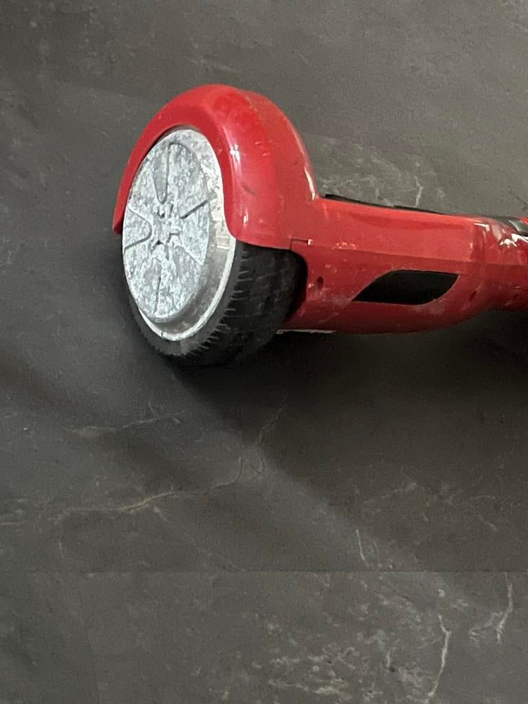 Rode Hoverboard - Perfect voor plezier en transport, Ophalen of Verzenden, Zo goed als nieuw