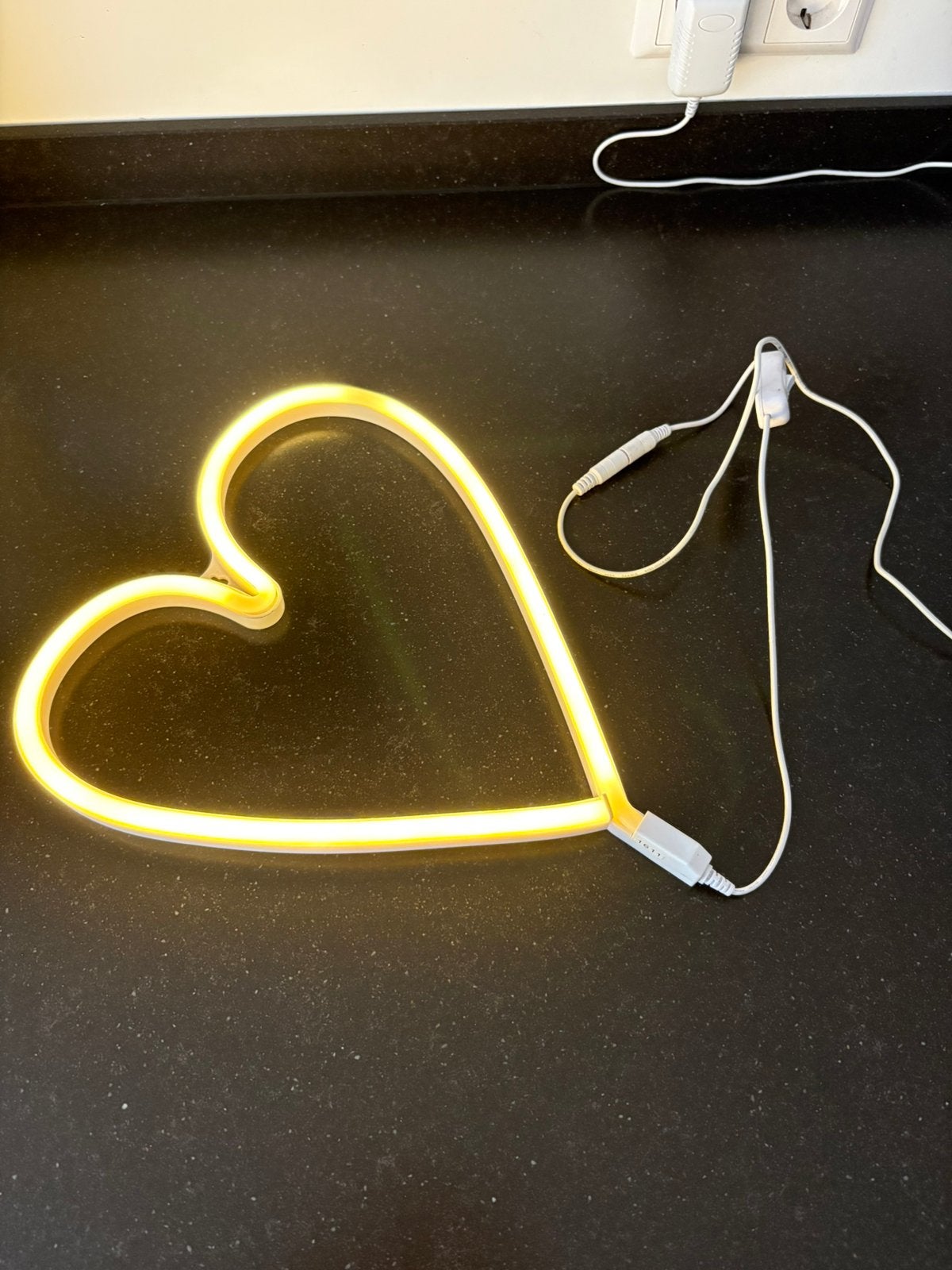 Neon lamp, Ophalen, Zo goed als nieuw