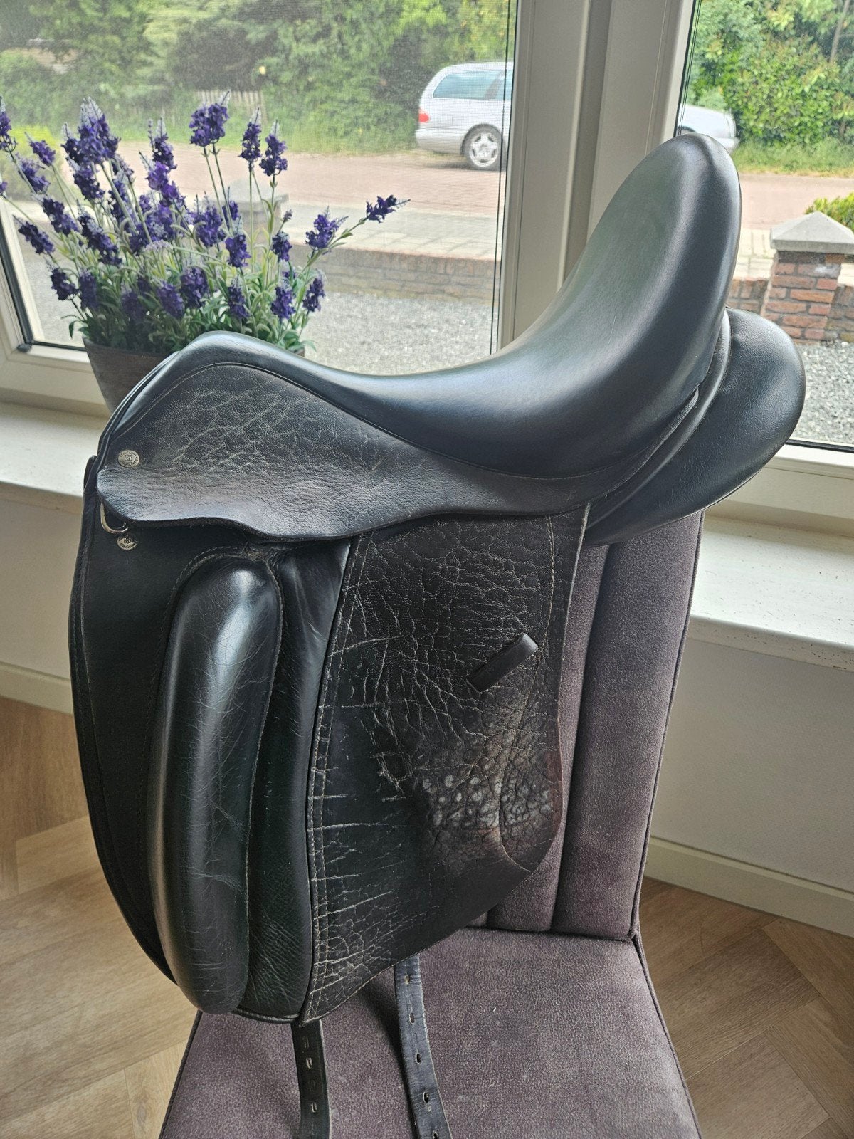 Custom Wolfgang Solo dressuurzadel 17,5 inch, Dieren en Toebehoren, Paarden en Pony's | Zadels, Ophalen of Verzenden, Dressuur